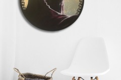 burgundy-horse-painting-on-the-wall